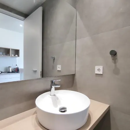Verde Apartments * Atena